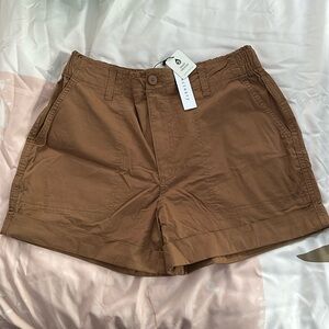khaki shorts
